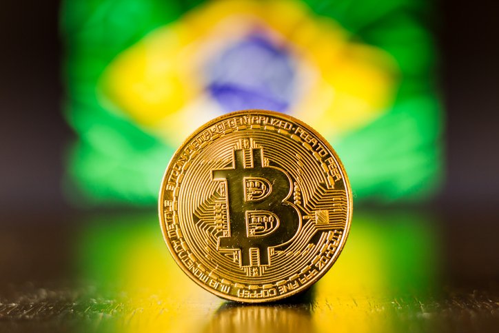 Brasil vai na contramão global e investe em fundos de cripto em semana de US$ 795 mi em retiradas